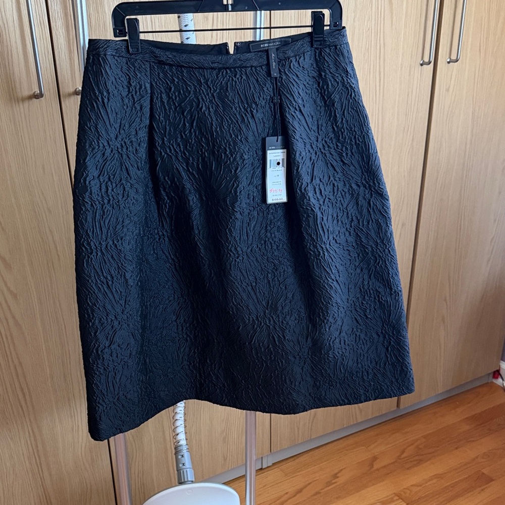 BCBGMaxAzria Black Textured A-Line Skirt